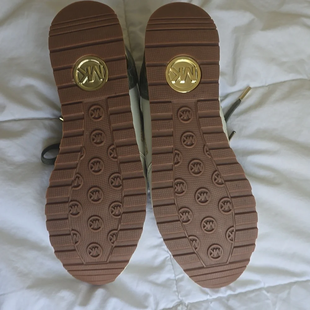 Michael Kors Green and White Sneakers Women's 8 1/2. - Picture 2 of 5